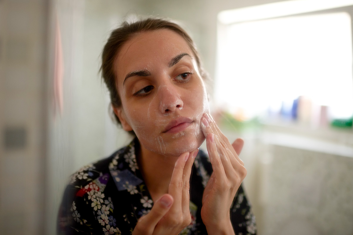 Make These 6 DIY Beauty Products at Home to Save Money