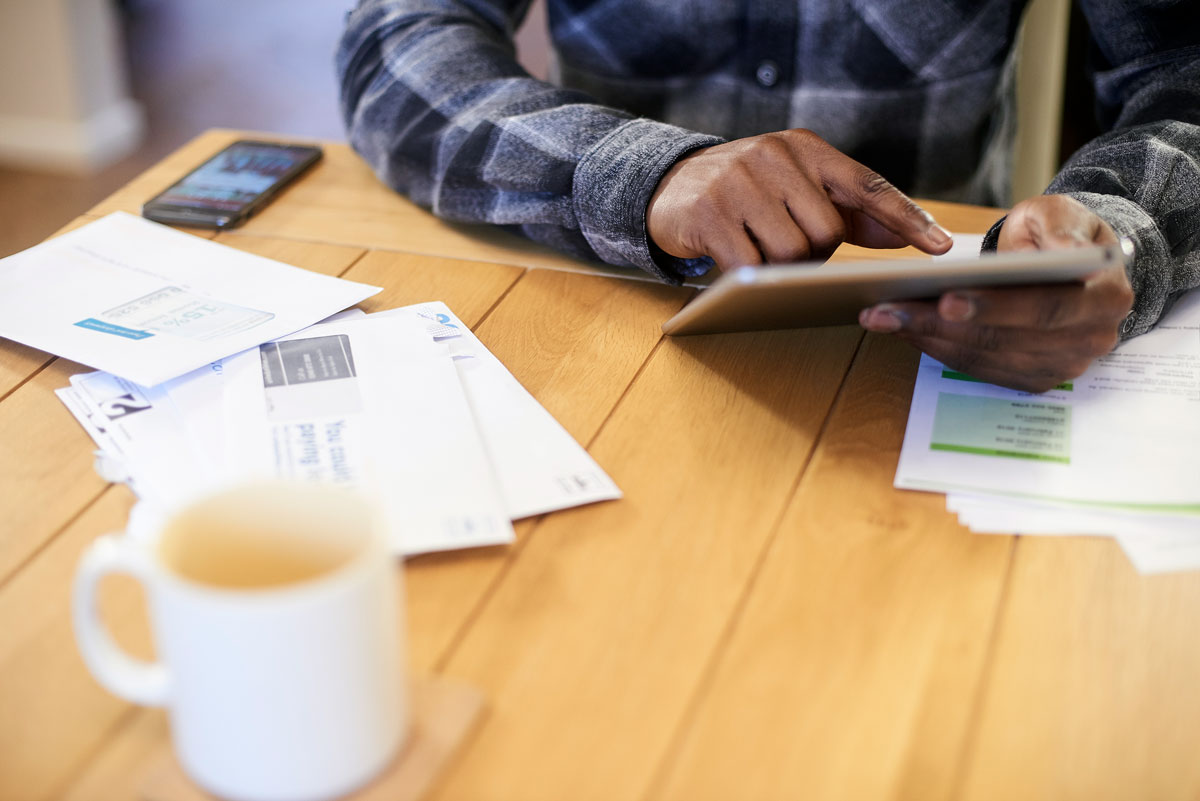 These 7 Credit Card Debt Mistakes Could Cost You a Bundle