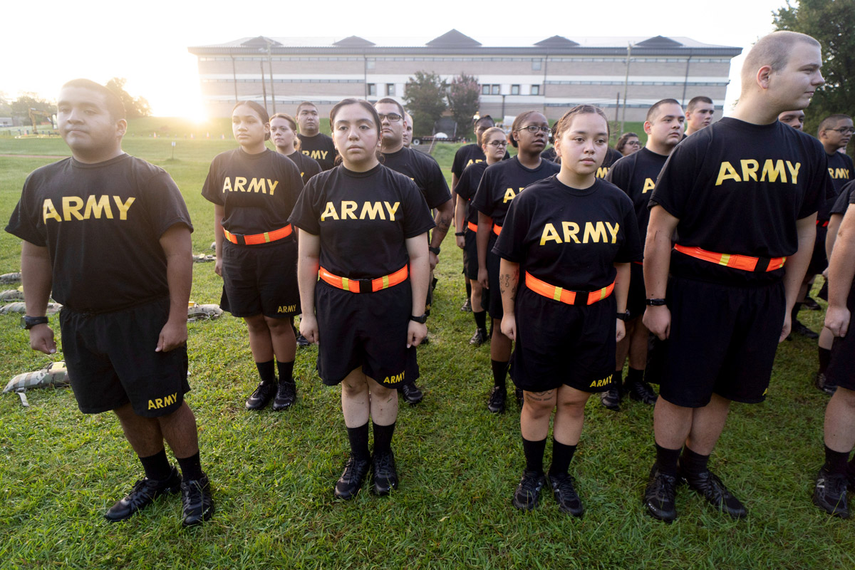 U.S. Army Paying Signing Bonuses Up to $50,000 for Enlisting