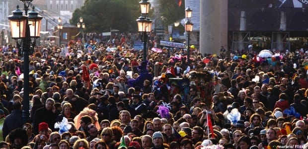 Counting a Large Crowd