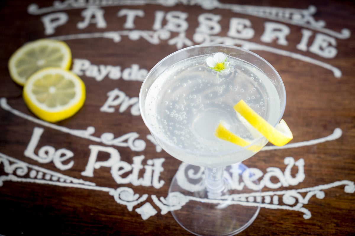 A French 75 is photographed