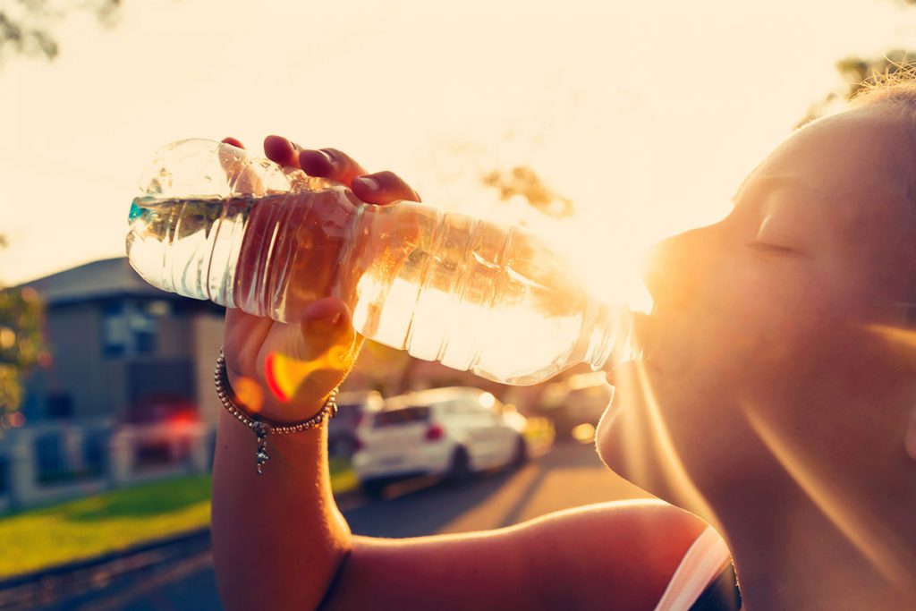 how to cool down at night without ac