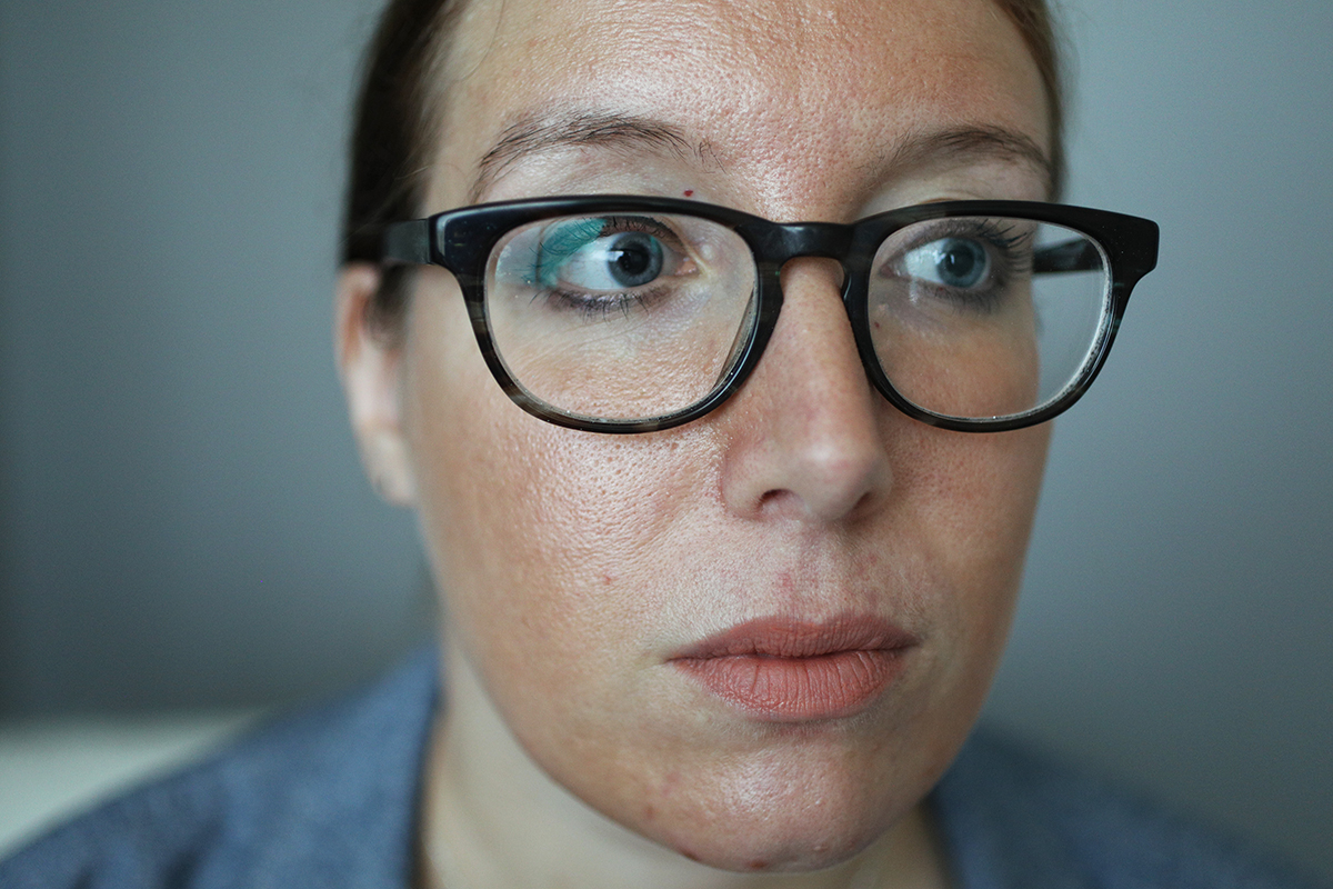 A woman wears Maybelline Vivid Matte Liquid lipstick.