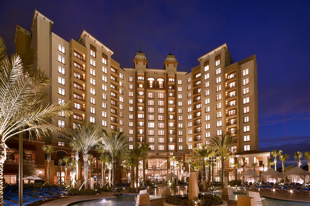 wyndham hotel exterior shot