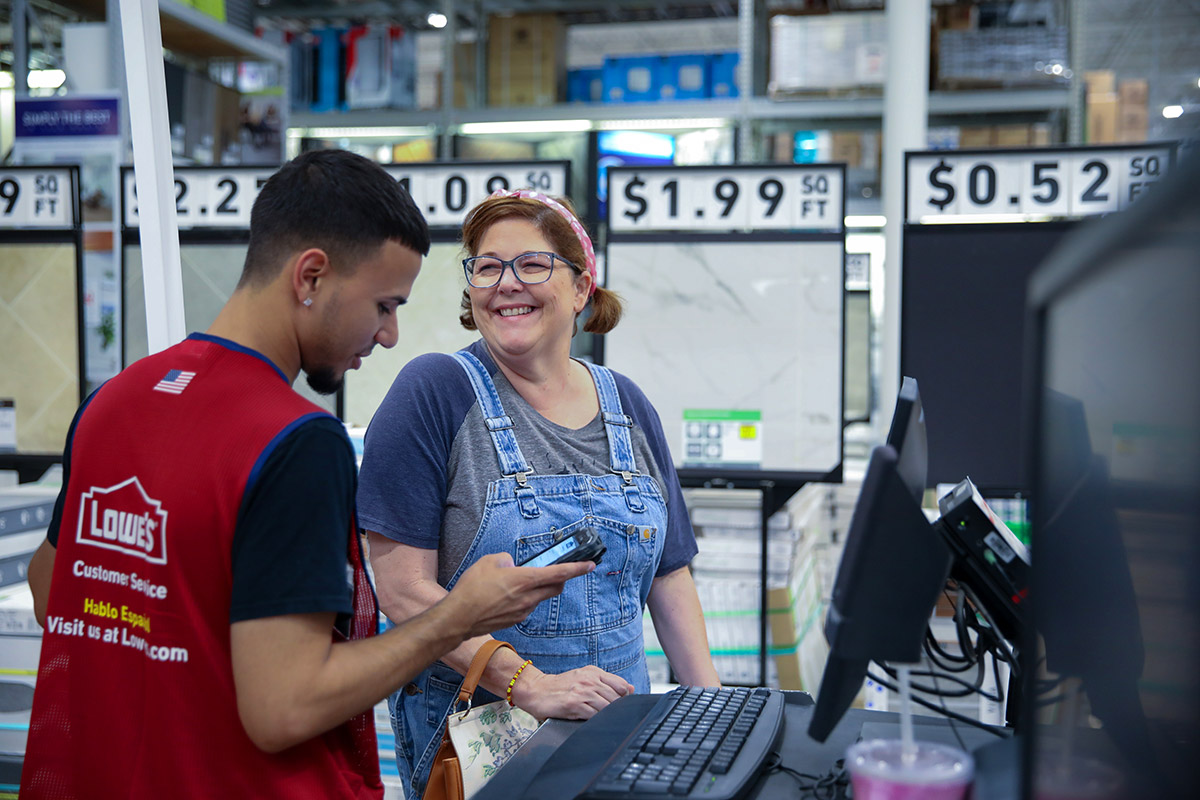 18 Tips on How to Save Money at Lowe's