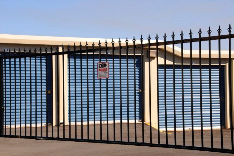 Are Storage Units Worth It? 7 Points to Consider