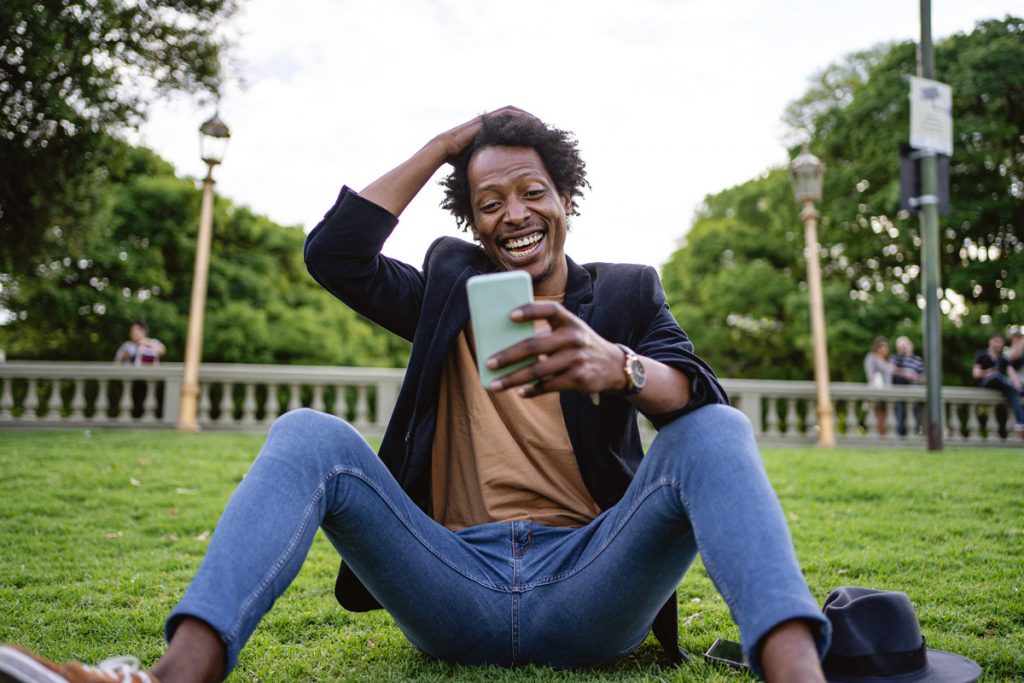 This App Will Give You up to $1K in No Fee Stock Just for Signing Up and Funding Your Account